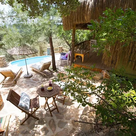 Vila Sleeps 2 Pool Air Con Wifi Kuyucak